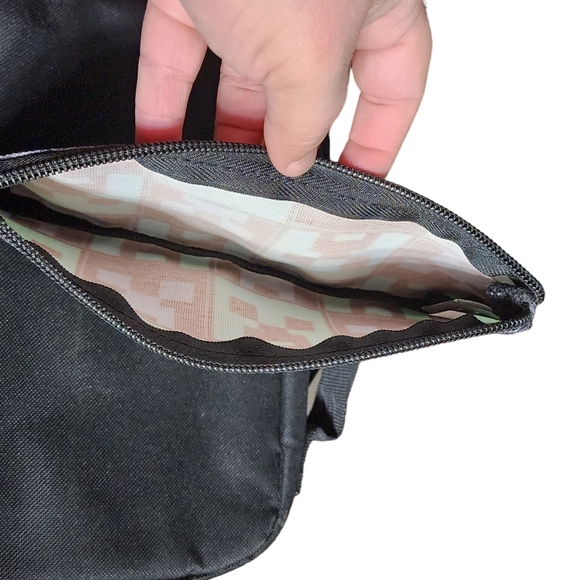 Minecraft Backpack, Lunchbox, Pencil Case & Clip. NWOT No keychain - Picture 8 of 9